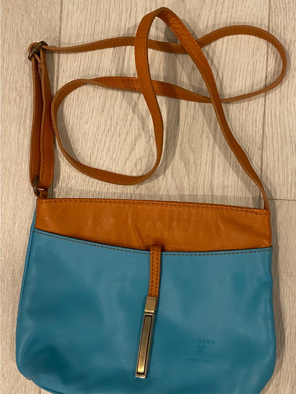 NWOT Made in Italy! Two-Tone Turquoise and Tan Leather Crossbody Bag